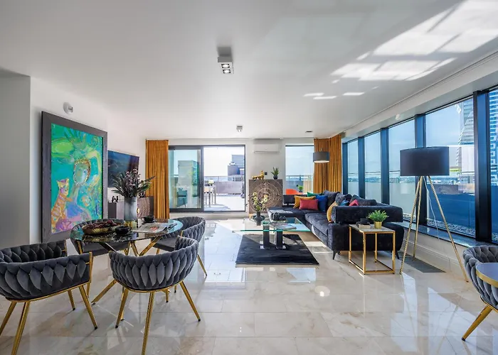 Emihouse Riverside Premium Apartments & Free Parking