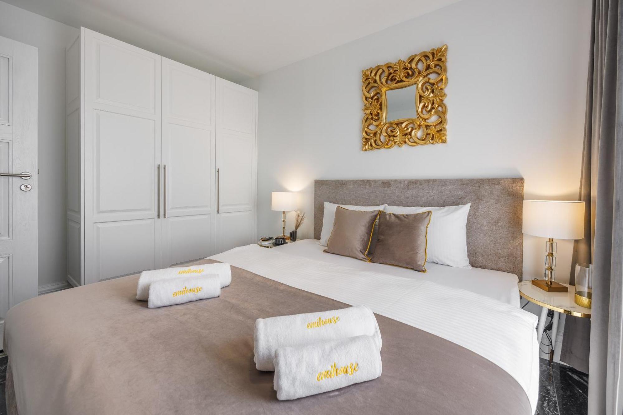 Emihouse Riverside Premium & Free Parking * Rzeszow