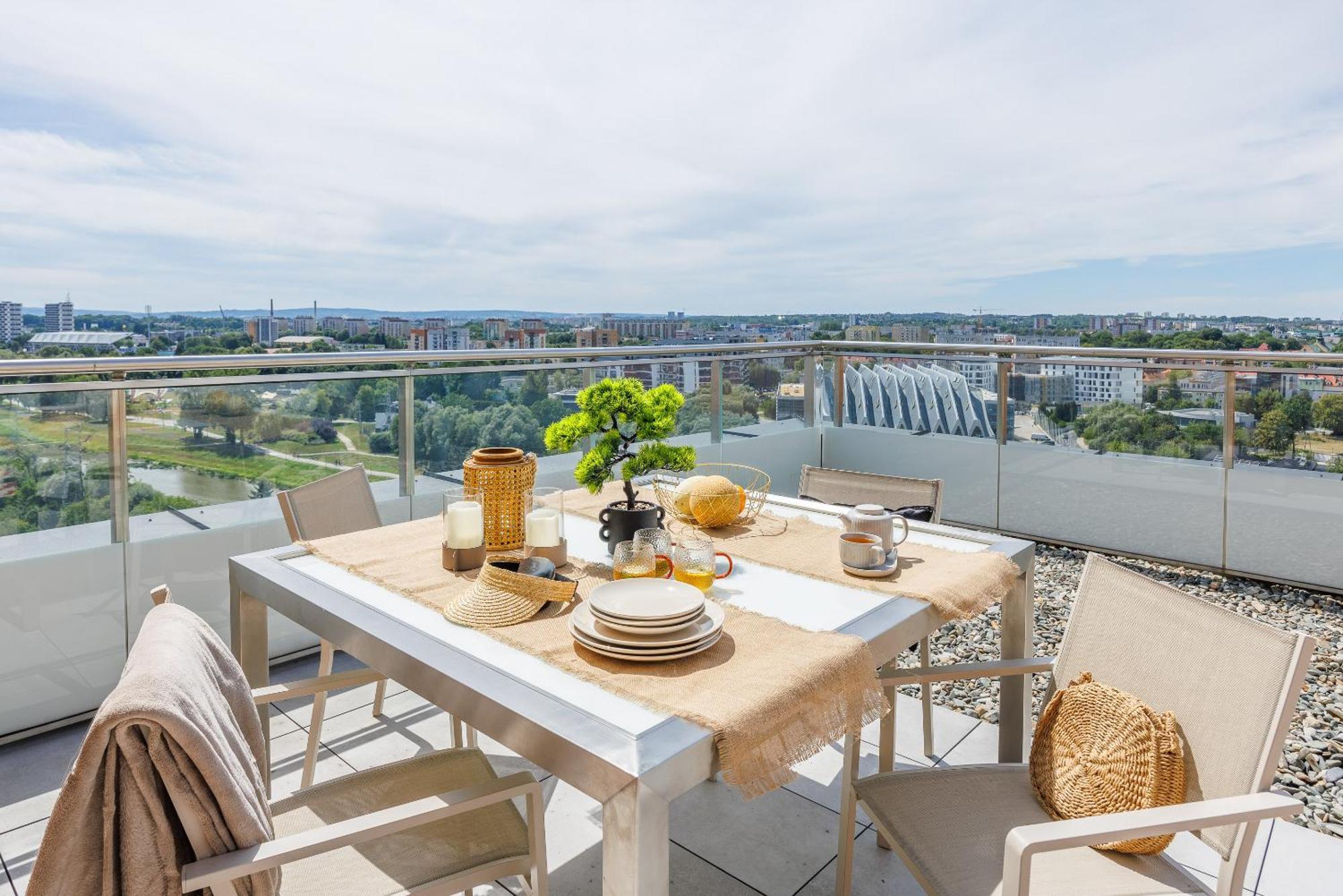 Apartment Emihouse Riverside Premium & Free Parking