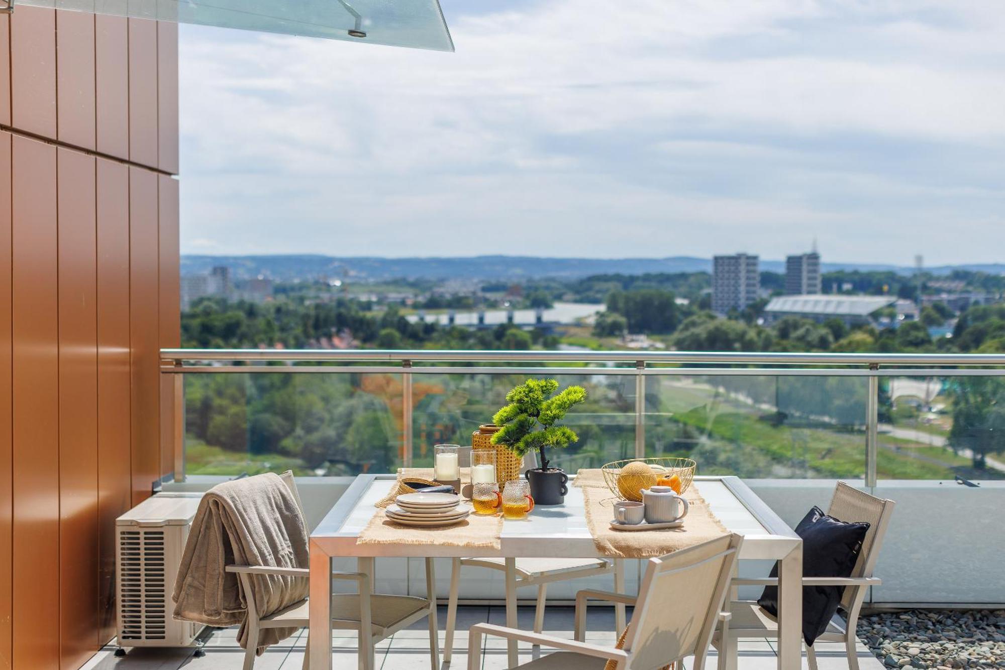 Emihouse Riverside Premium & Free Parking Rzeszow