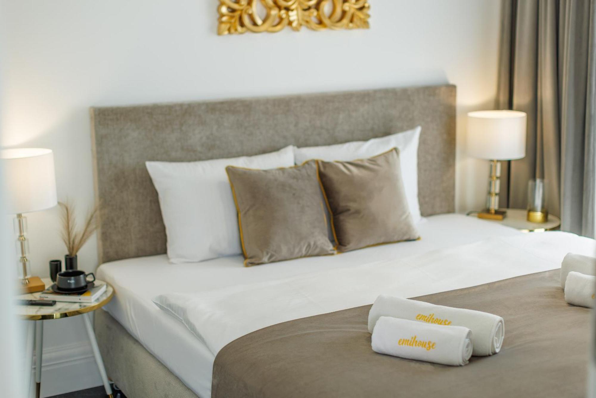 Emihouse Riverside Premium & Free Parking Apartment Rzeszow