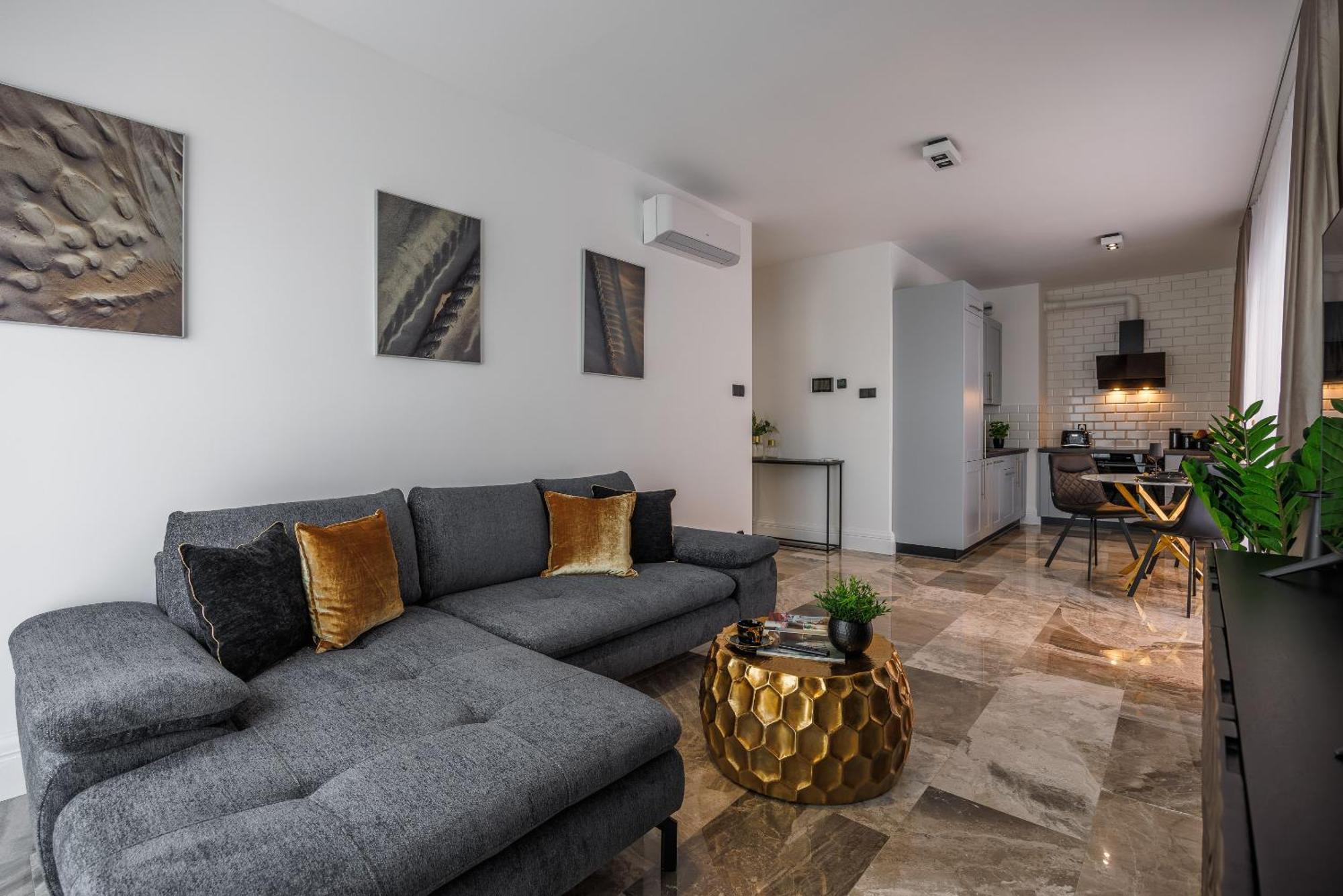 Apartment Emihouse Riverside Premium & Free Parking *