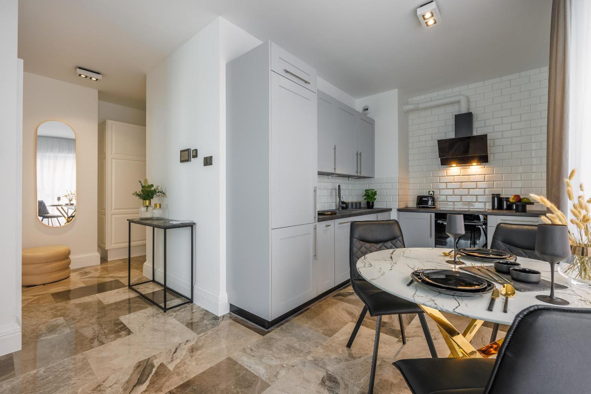 Emihouse Riverside Premium & Free Parking