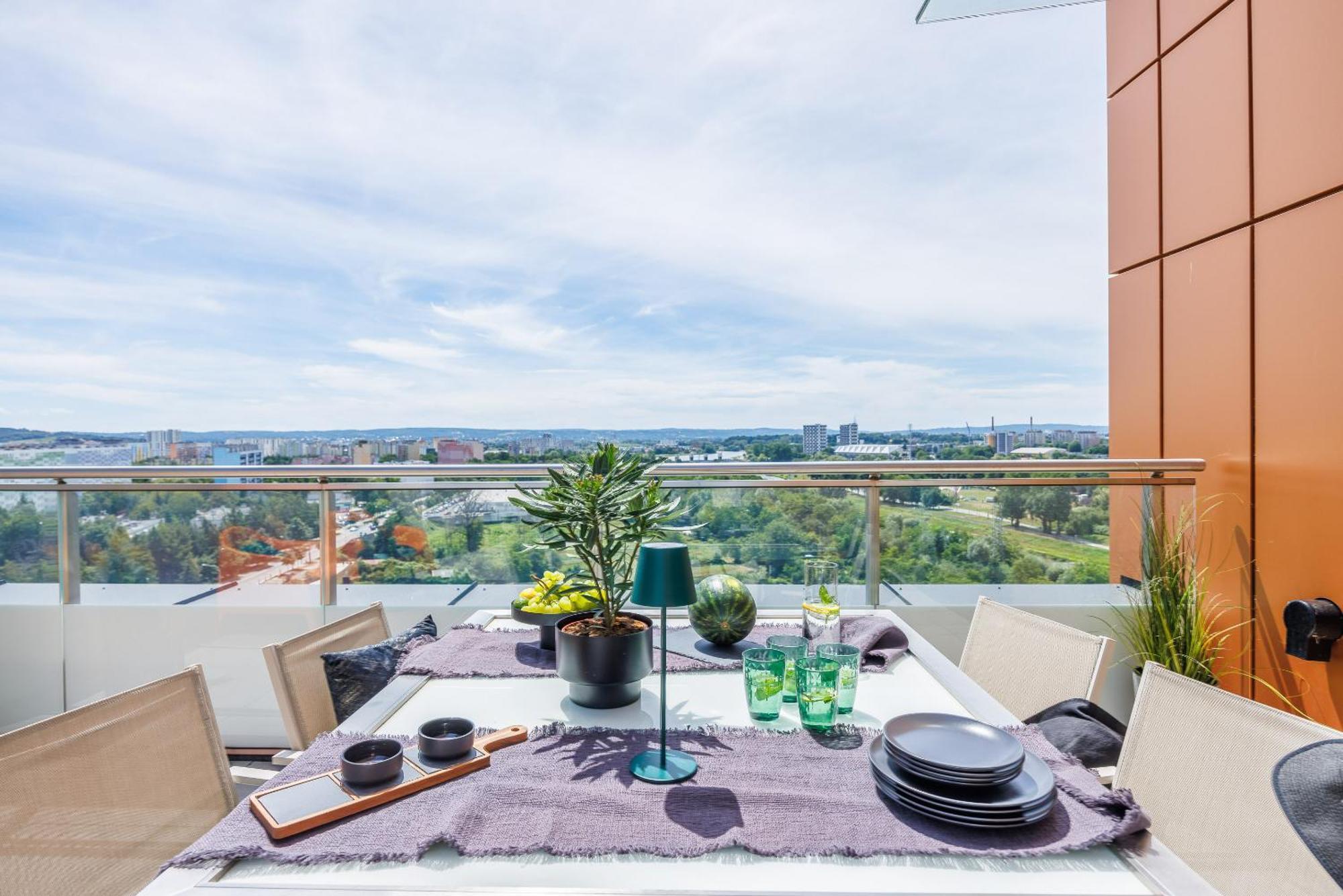 Emihouse Riverside Premium & Free Parking Apartment Rzeszow
