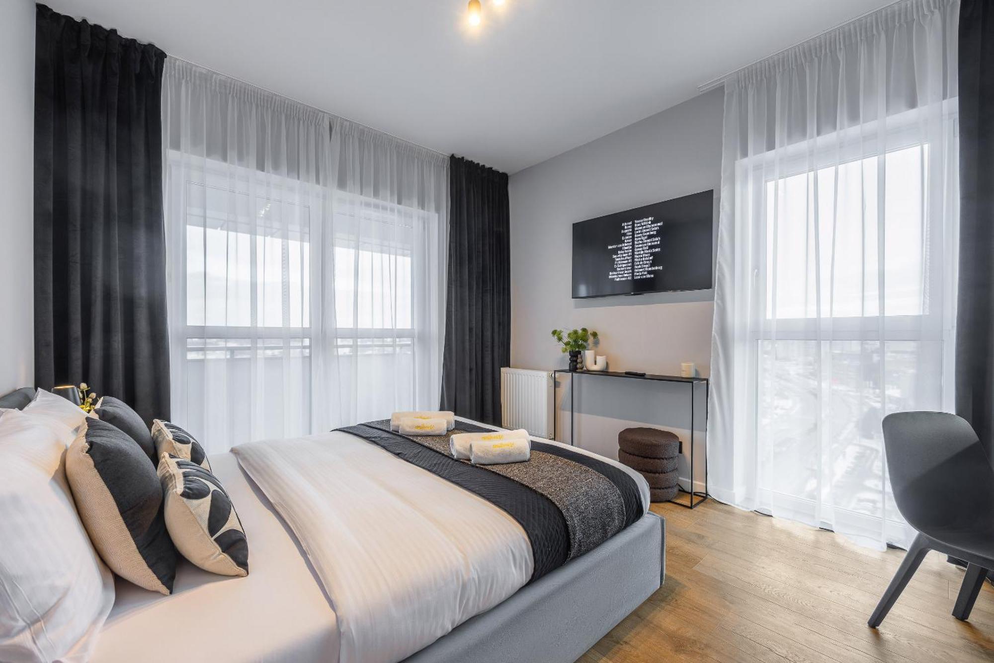 Emihouse Riverside Premium & Free Parking Apartment
